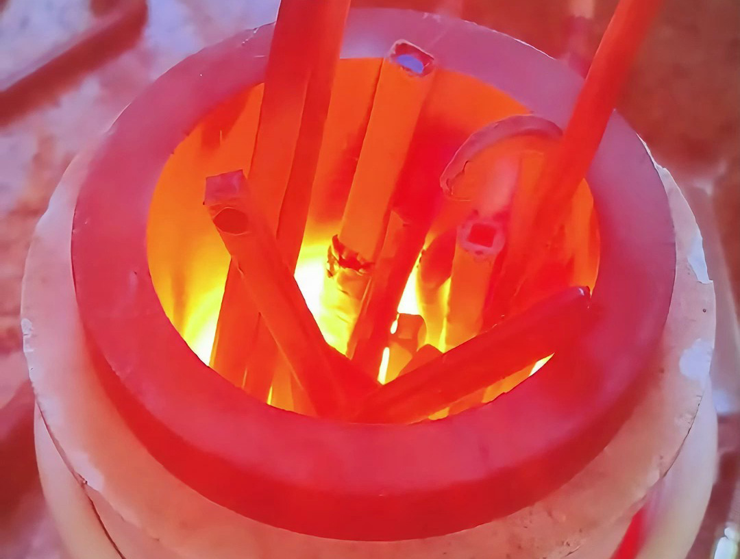 小型熔煉爐實戰操作！廢銅瞬間變廢為寶！