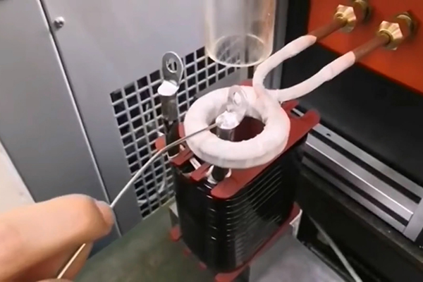 高頻感應釬焊機焊接線纜接頭